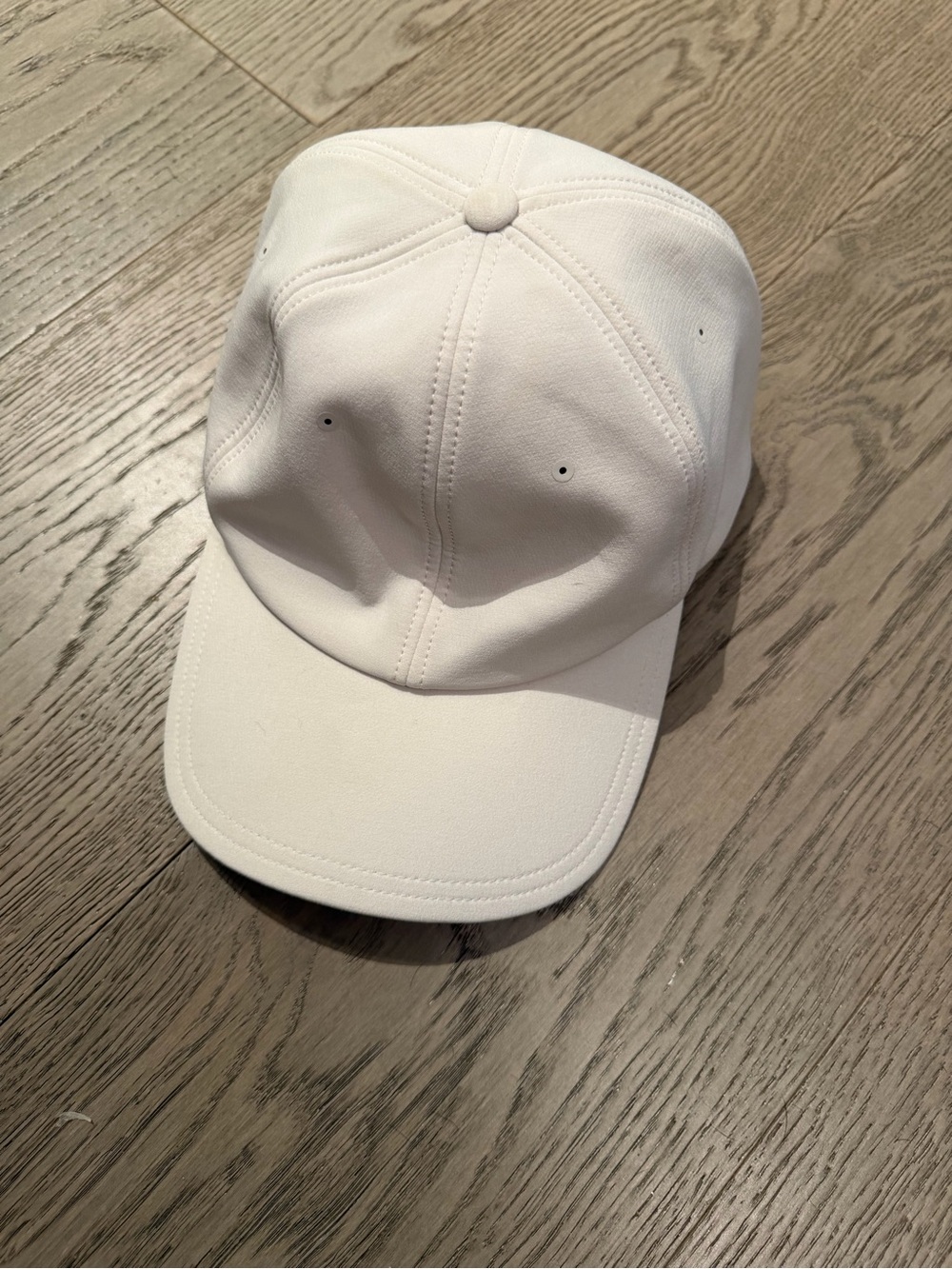 Lululemon Men’s soft baseball cap beige